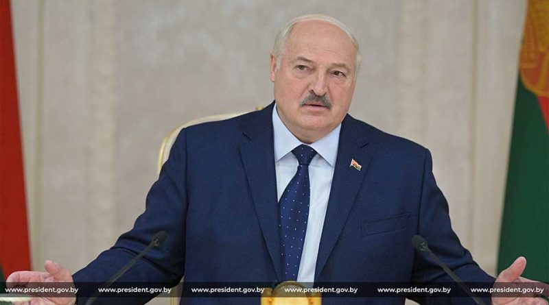 Президент Беларуси Александр Лукашенко встретился с губернатором Калининградской области России Алексеем Беспрозванных