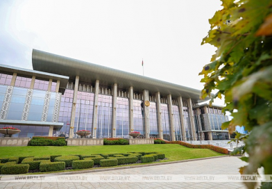 Местная вертикаль, ректоры, глава МТЗ и дипломаты. Лукашенко рассмотрел кадровые вопросы