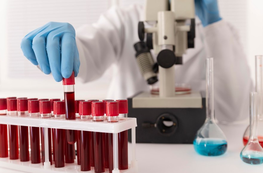 Терапевт перечислила 5 видов анализов, которые расскажут все о состоянии здоровья