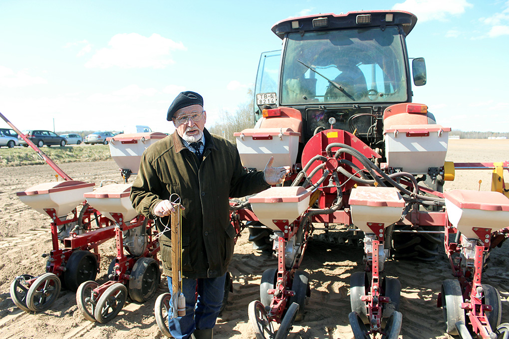 Могилевская область провела серию семинаров по настройке сеялок и посевных агрегатов перед посевной кампанией кукурузы