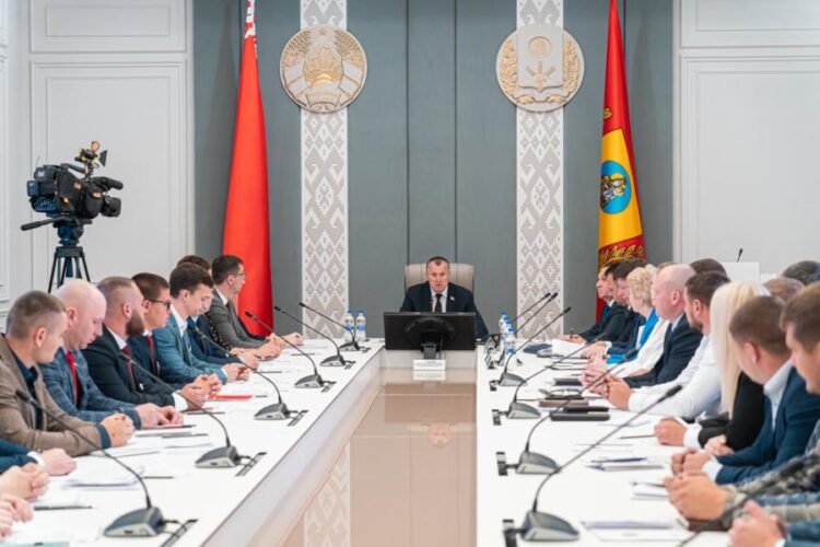 Первое занятие областного проекта «Кадры. Команда лидеров» состоялось в Могилевском облисполкоме